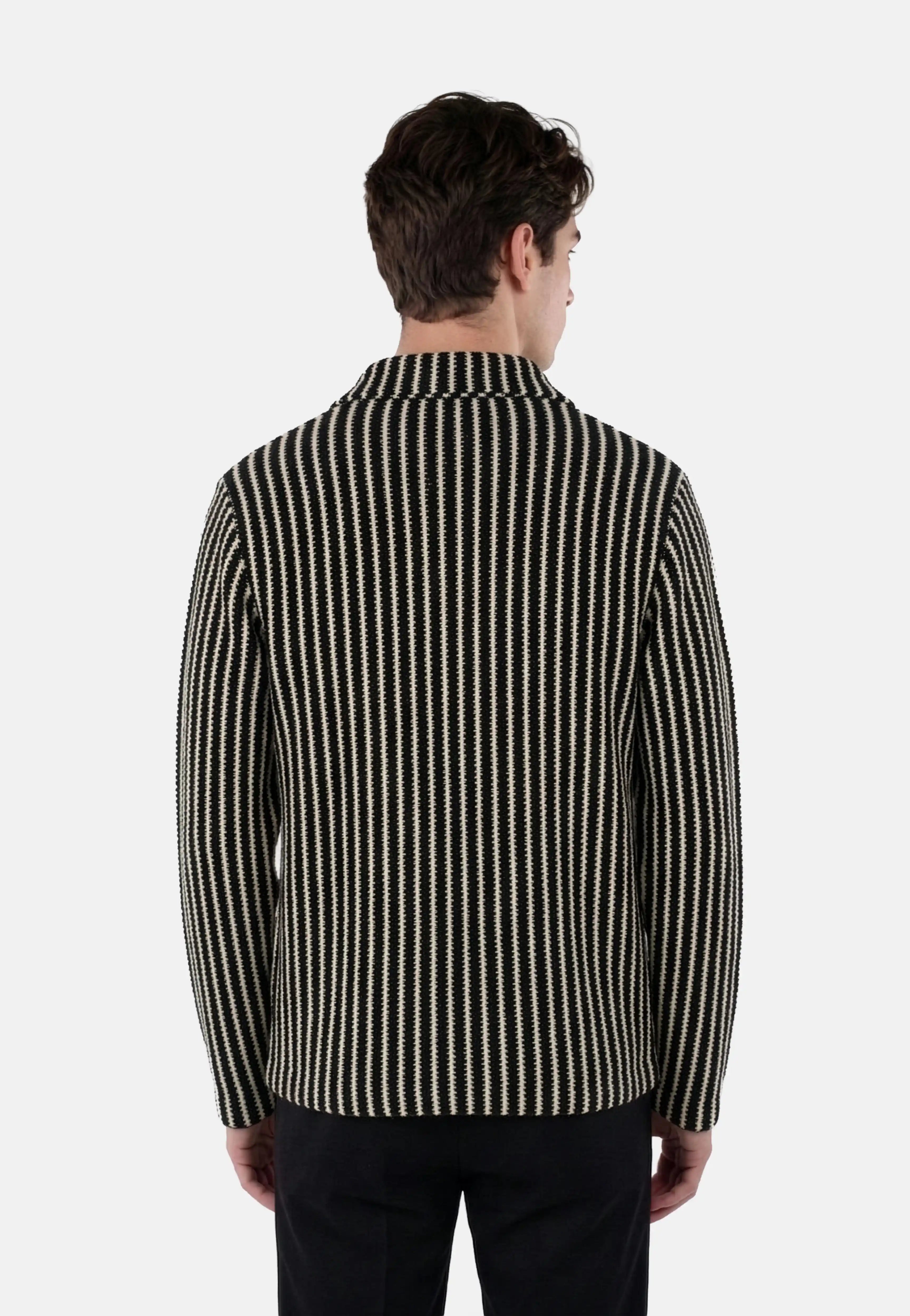 Signature piece V3022