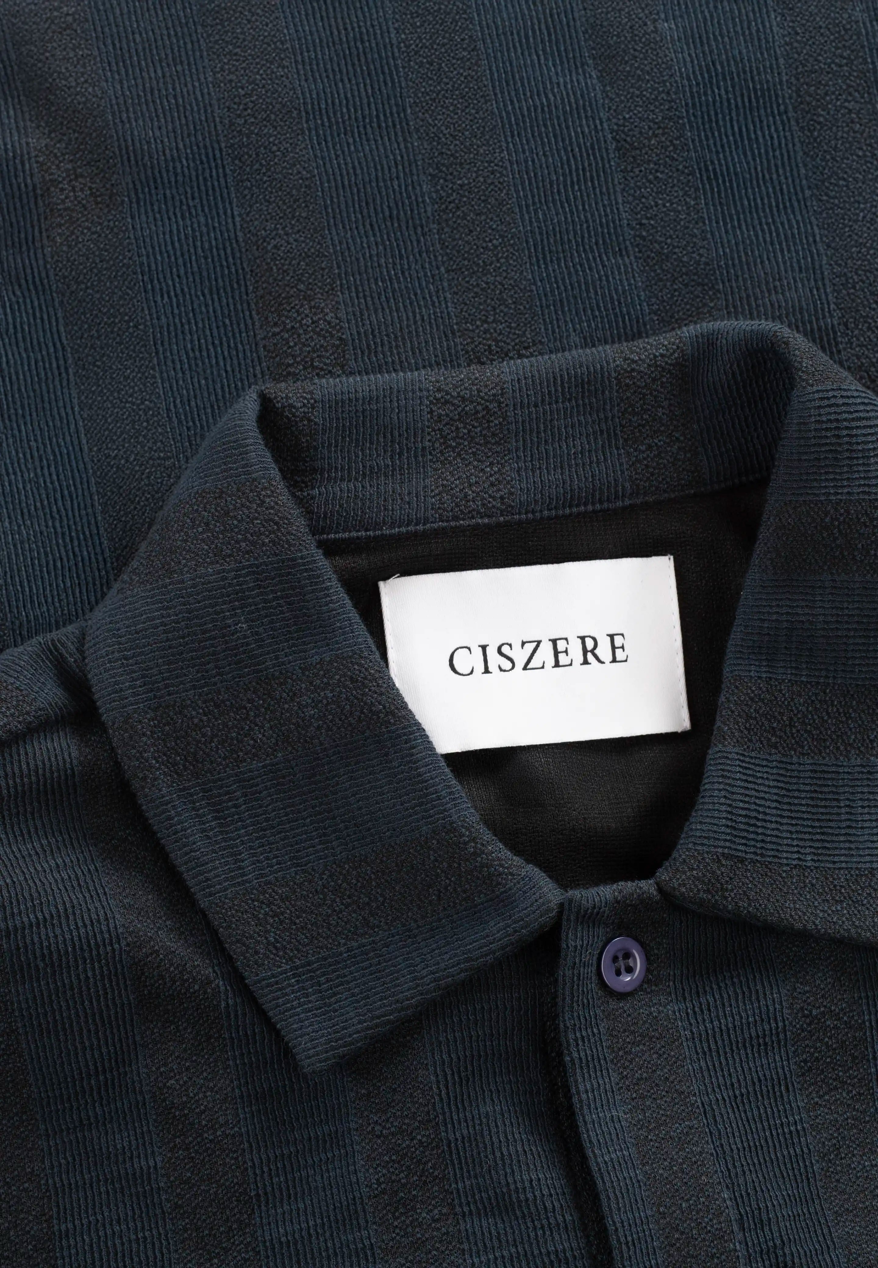 Signature piece V1023