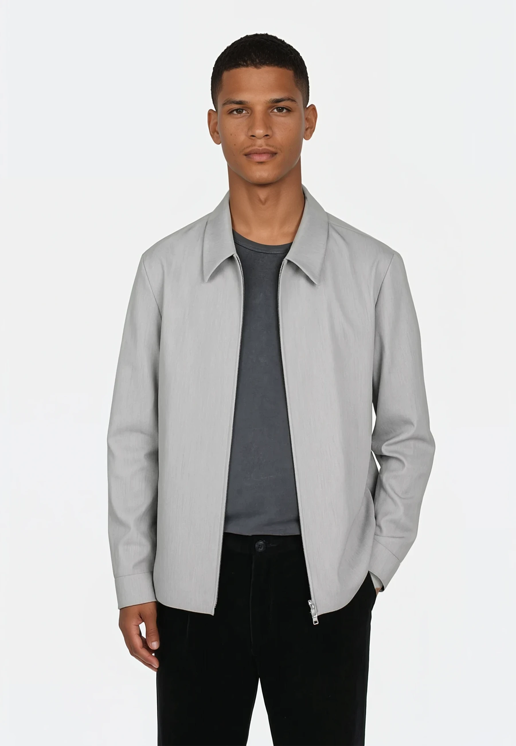 Evander overshirt med dragkedja - Ljusgrå
