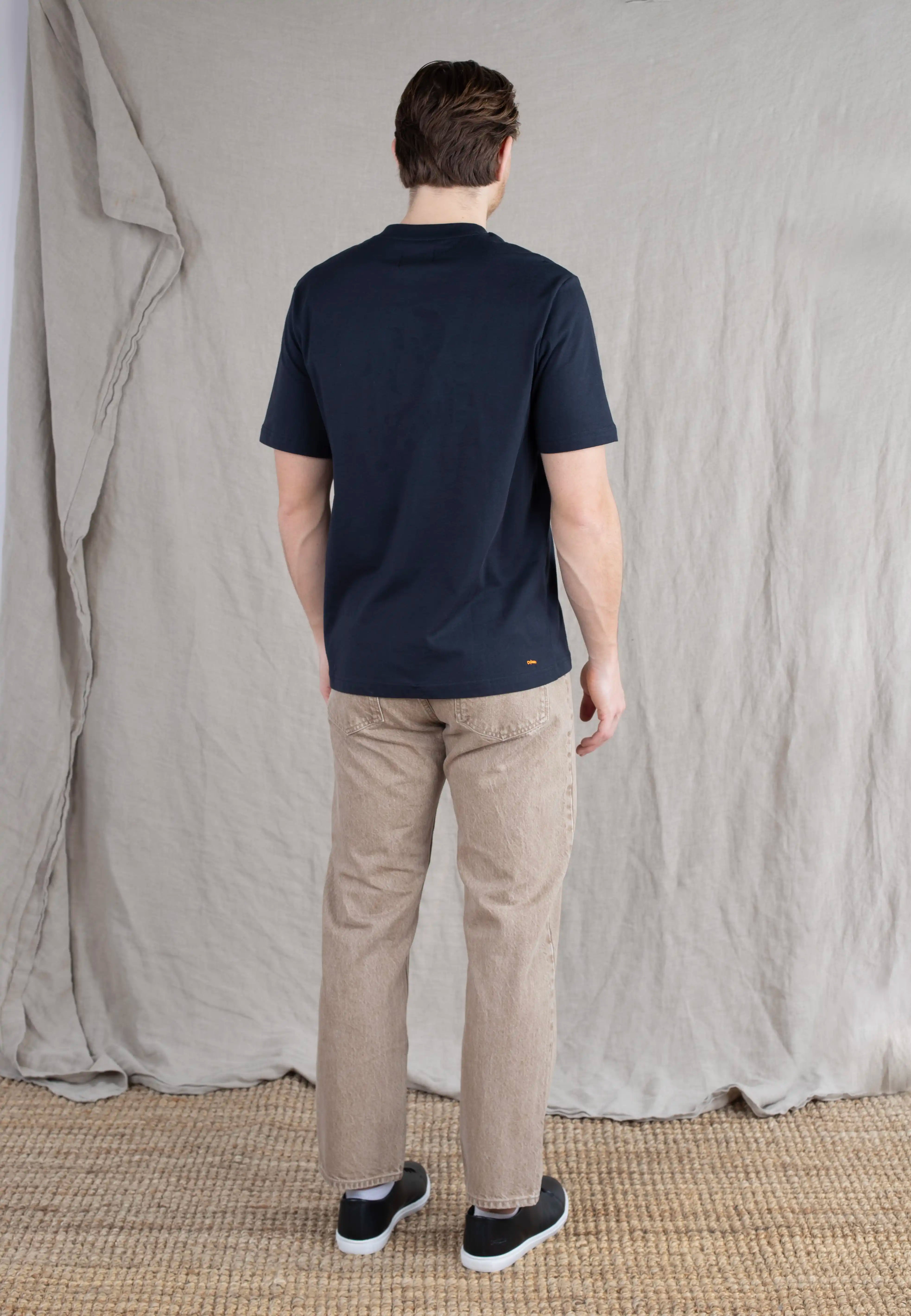 Ellipse: T-shirt front emblem - Black
