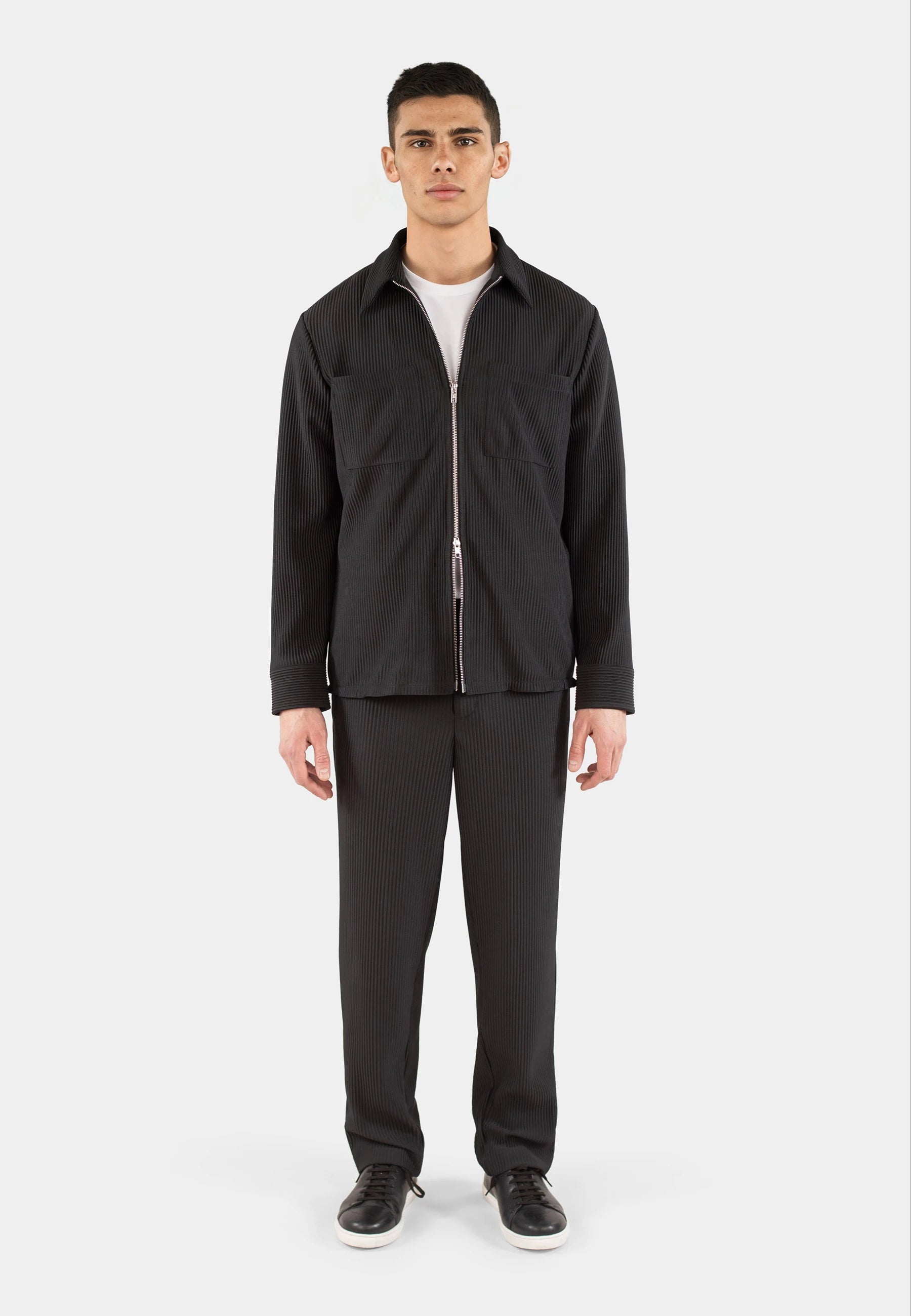 Lugo plisse trouser - Black