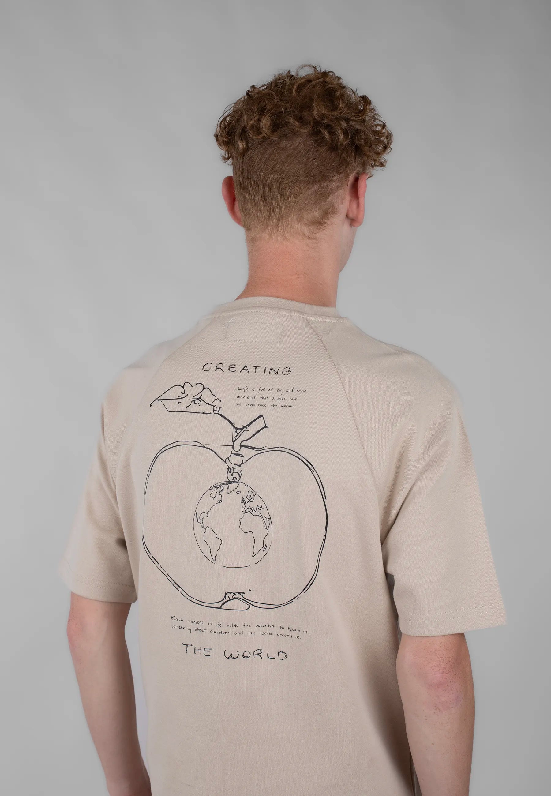 Ellipse: The World tee - Beige
