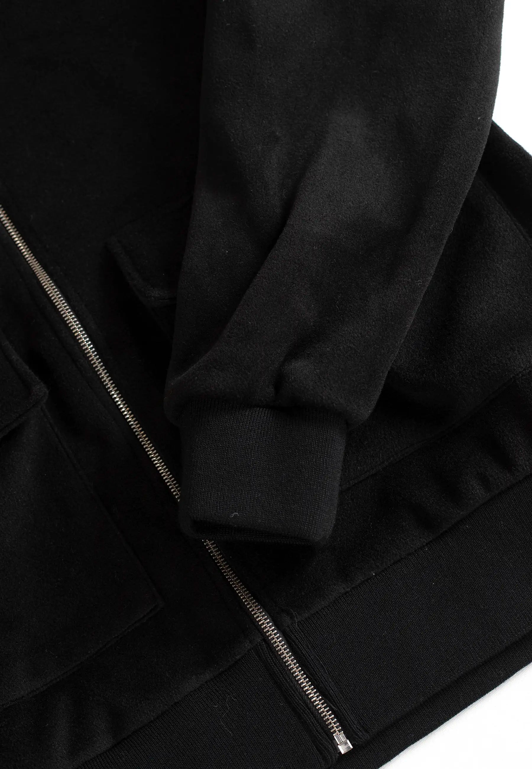 Signature piece V2019