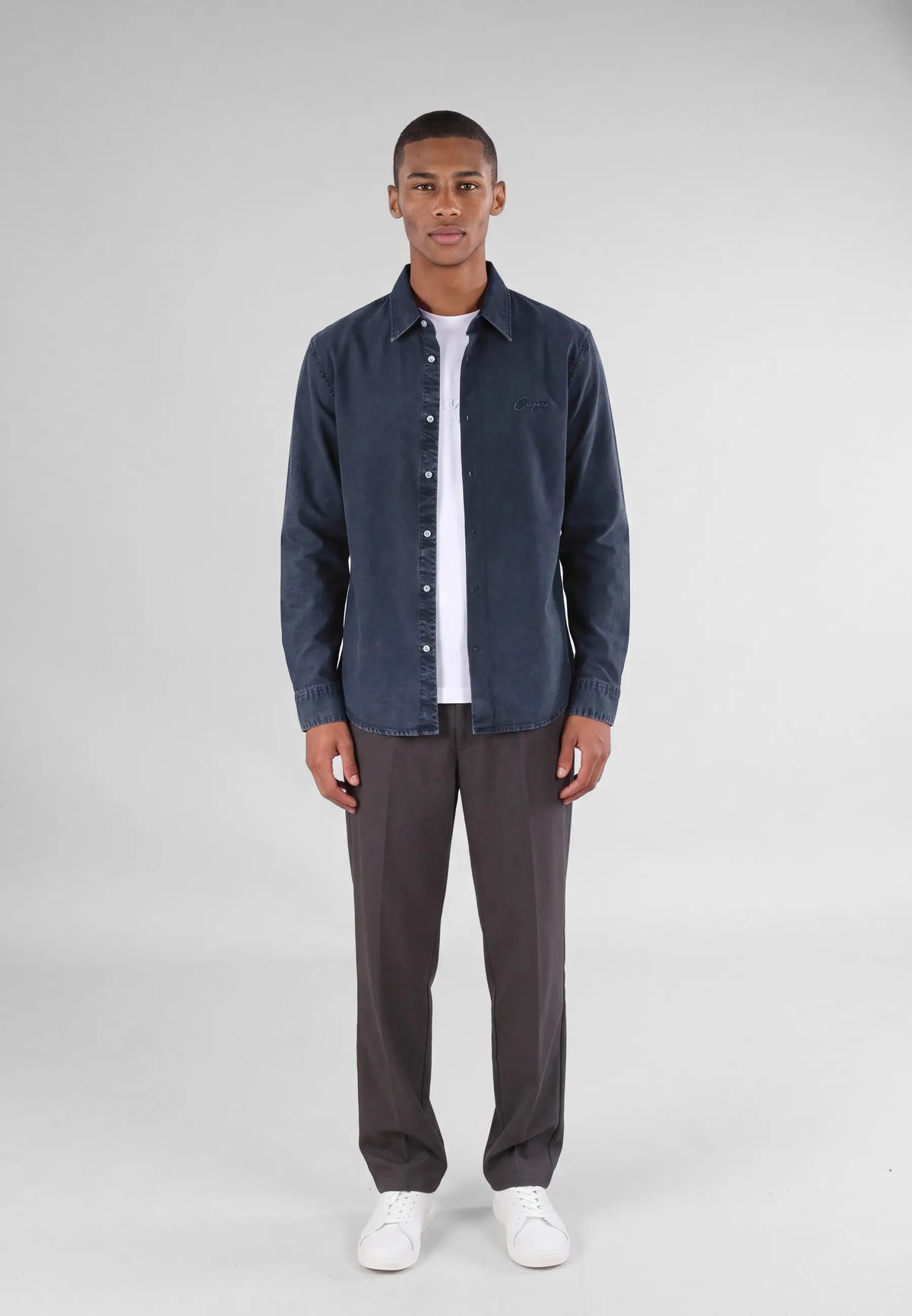 Algot washed oxford shirt - Blue, on model