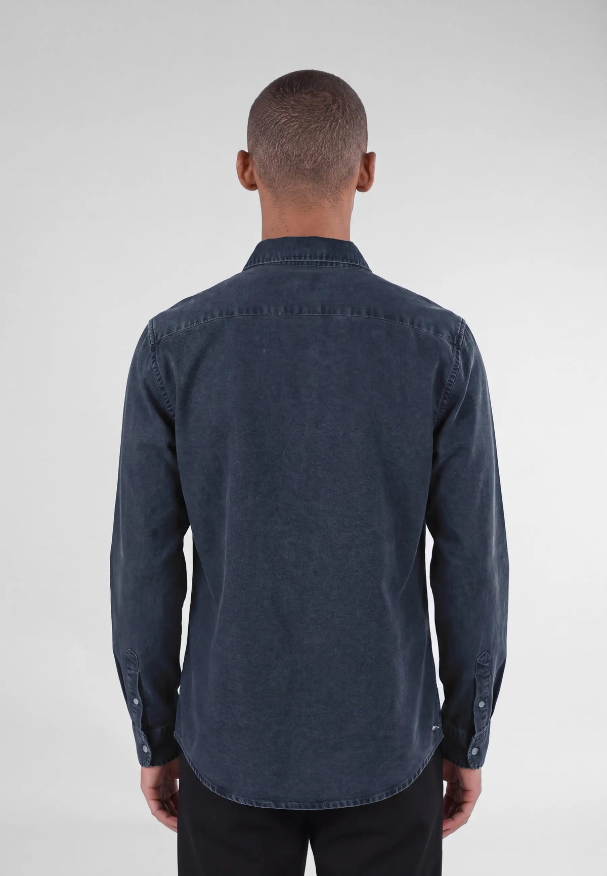 Algot washed oxford shirt - Blue, on model