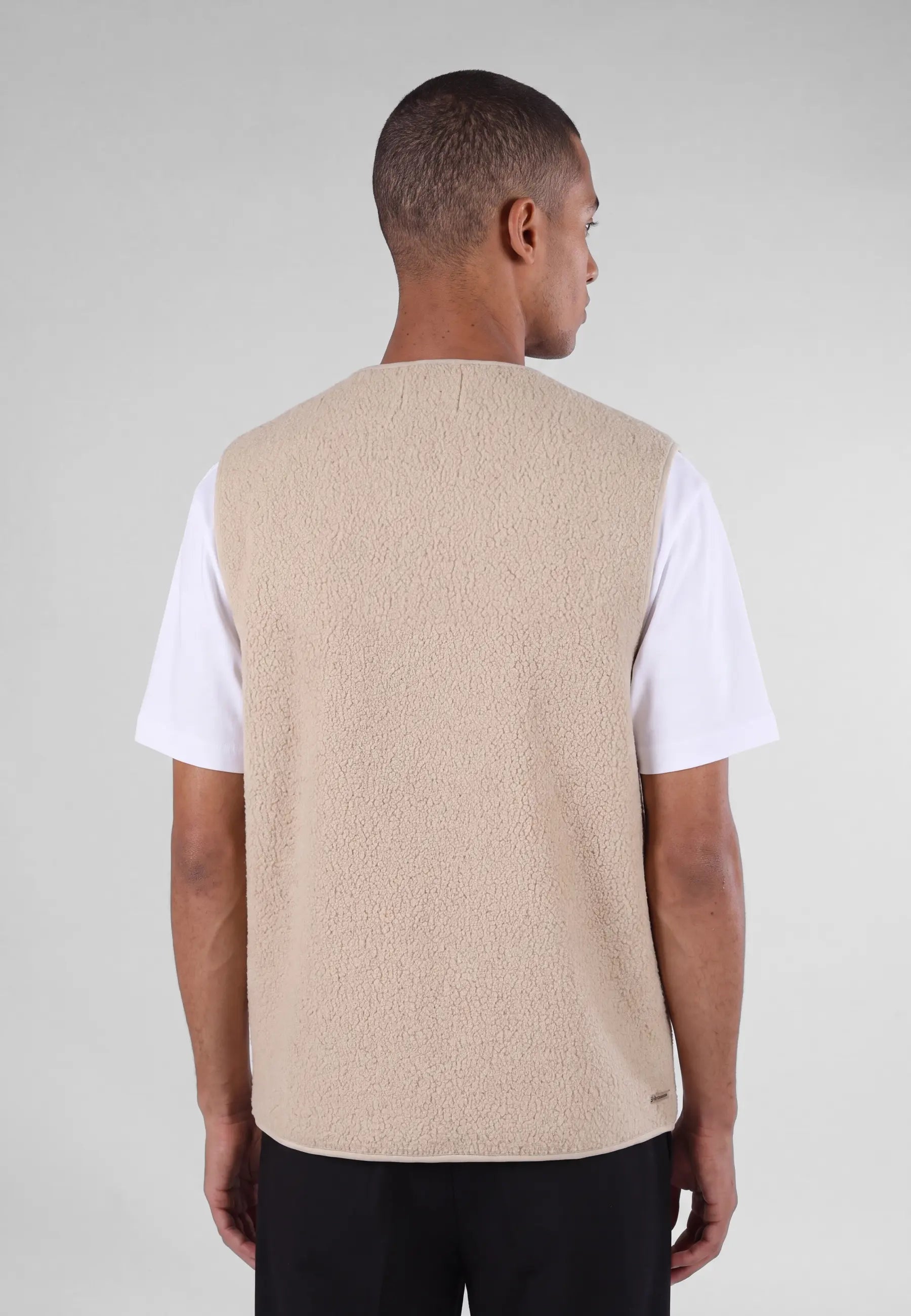Avery boucle vest - Beige, back view on model