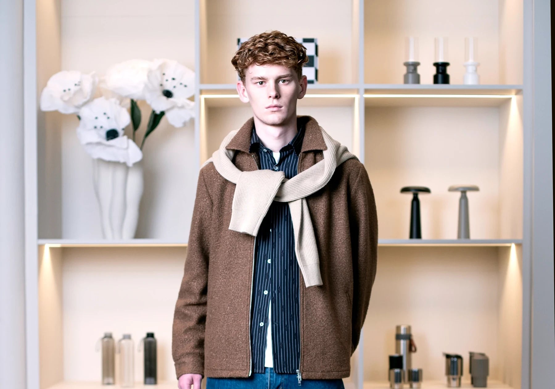 Ciszere AW26 Past Forward - brown coat with scarf