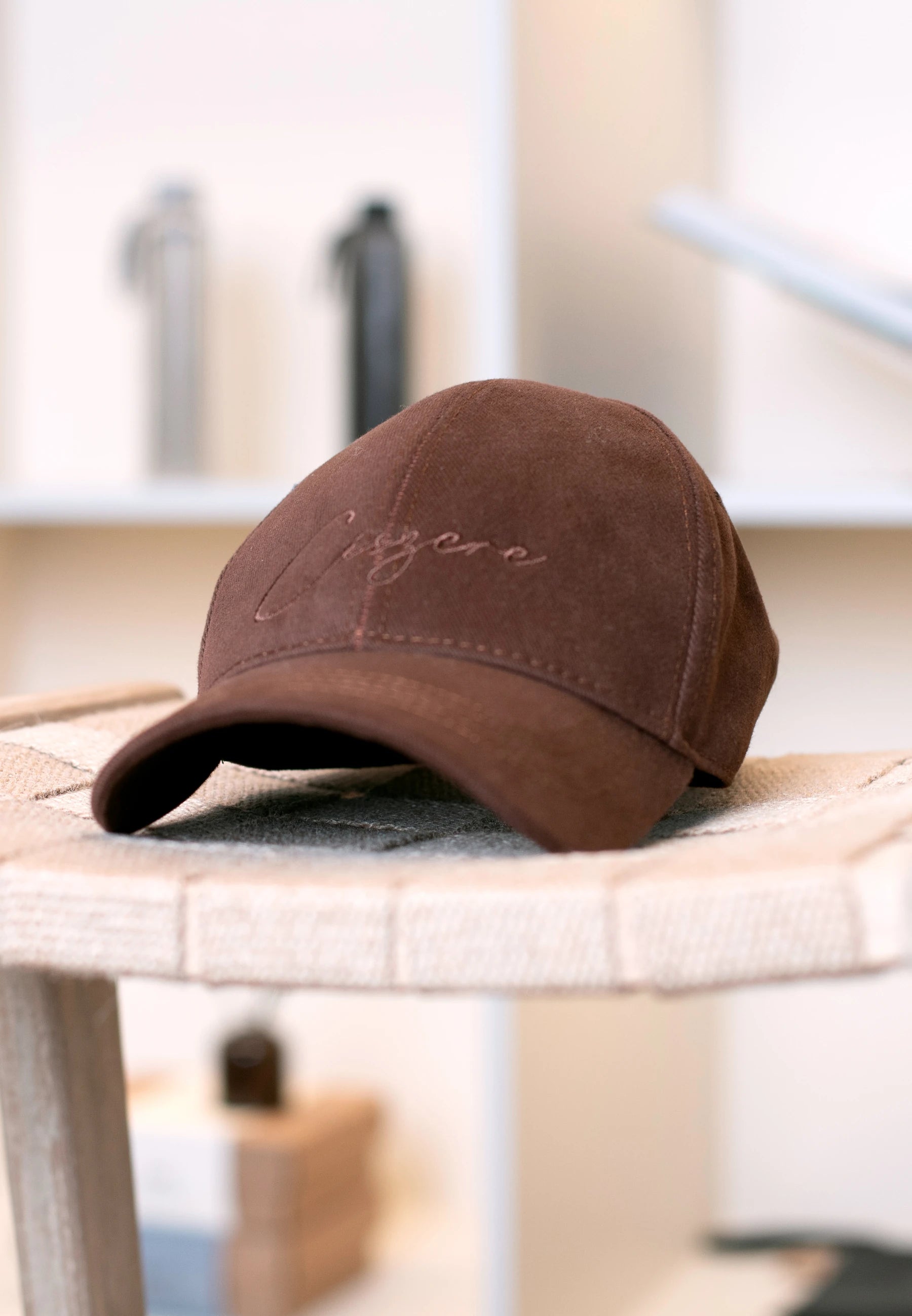 Ciszere AW26 Past Forward - brown suede cap