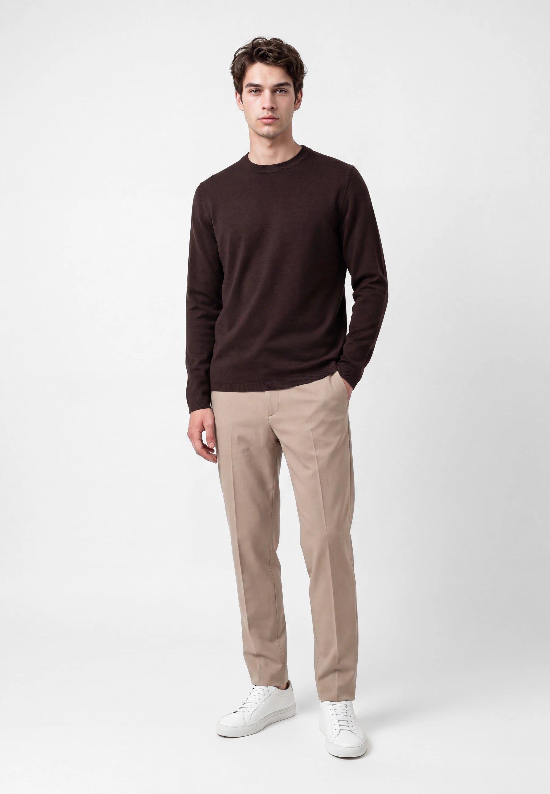 Clark knitted crewneck- Java, front view on model