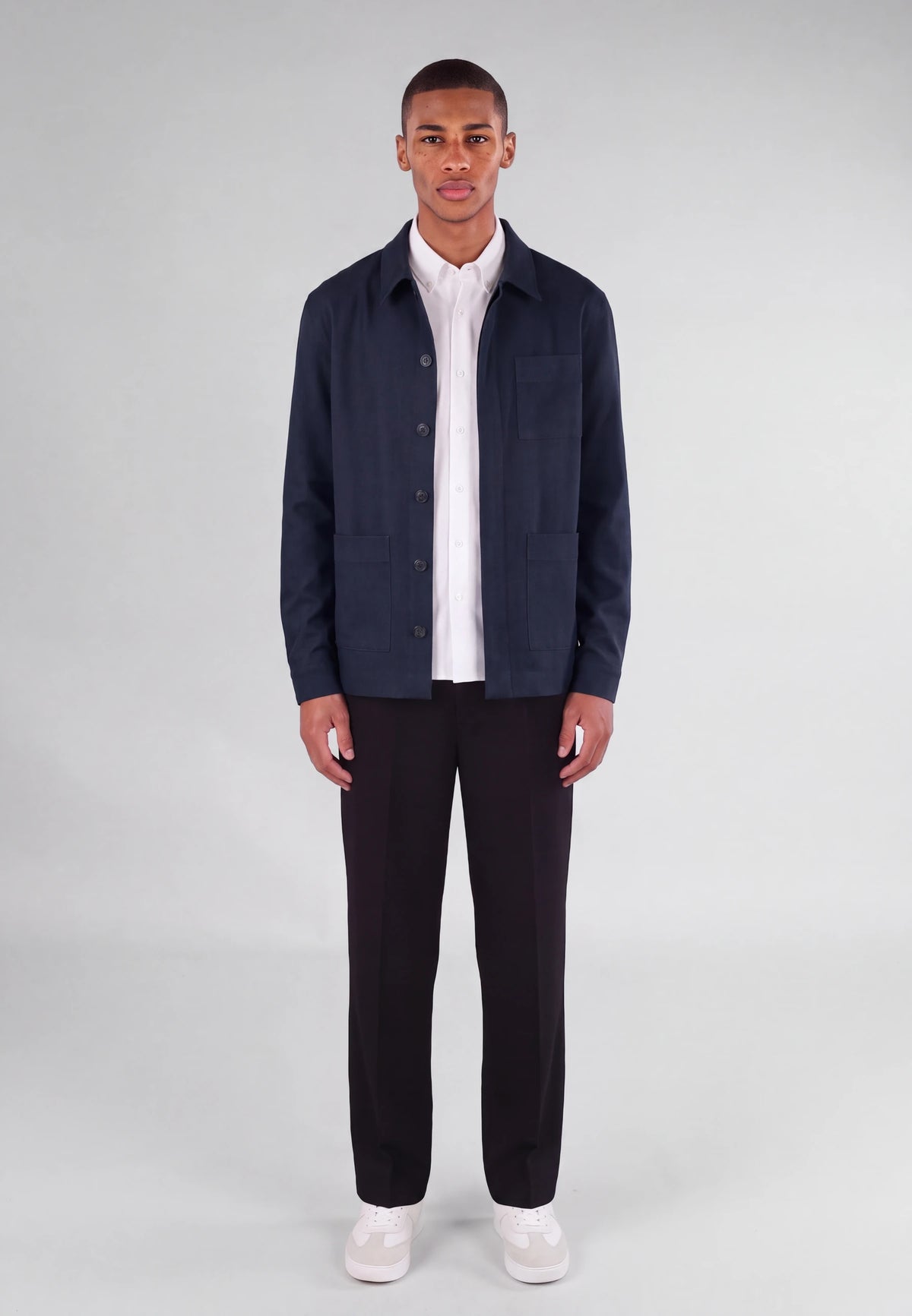 Elis heavy overshirt - Navy, front view on model
