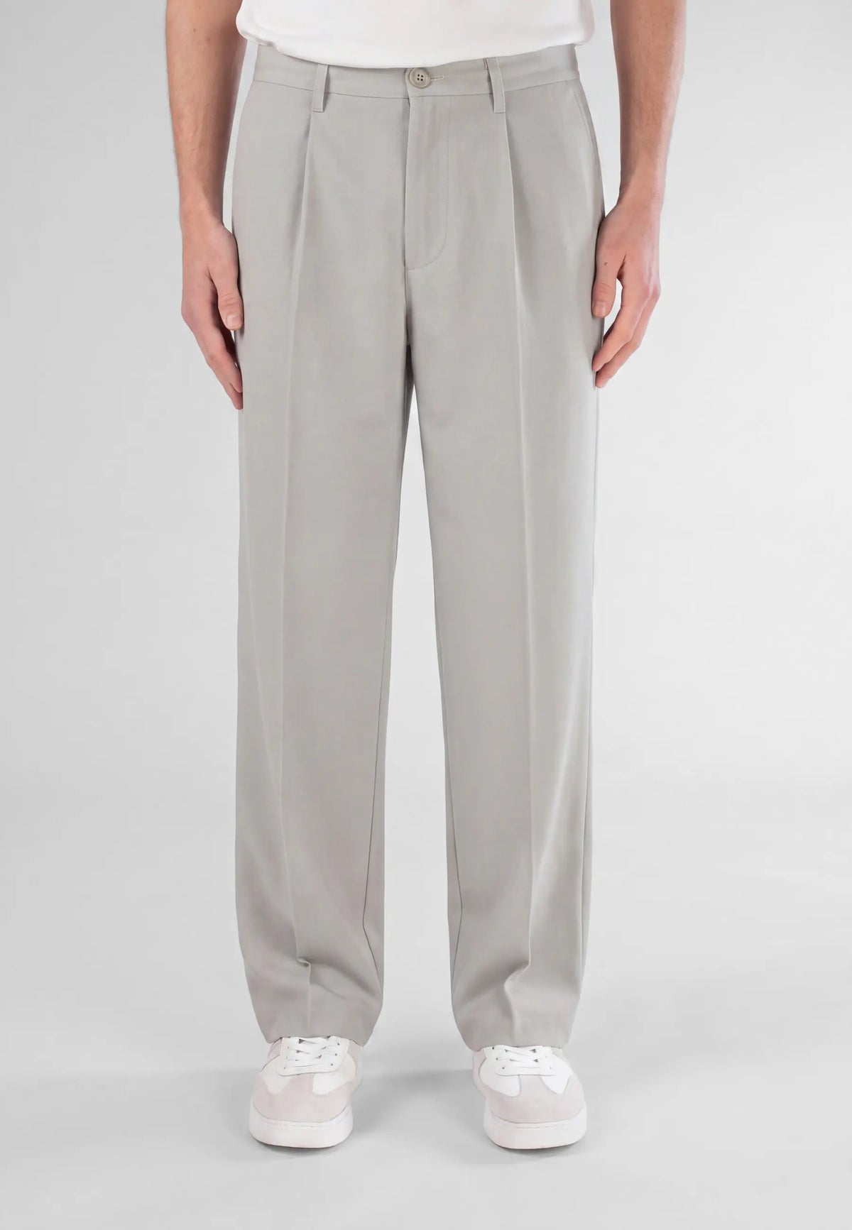 Ethan Heavy Relaxed Fit trousers - Taupe, side view on model