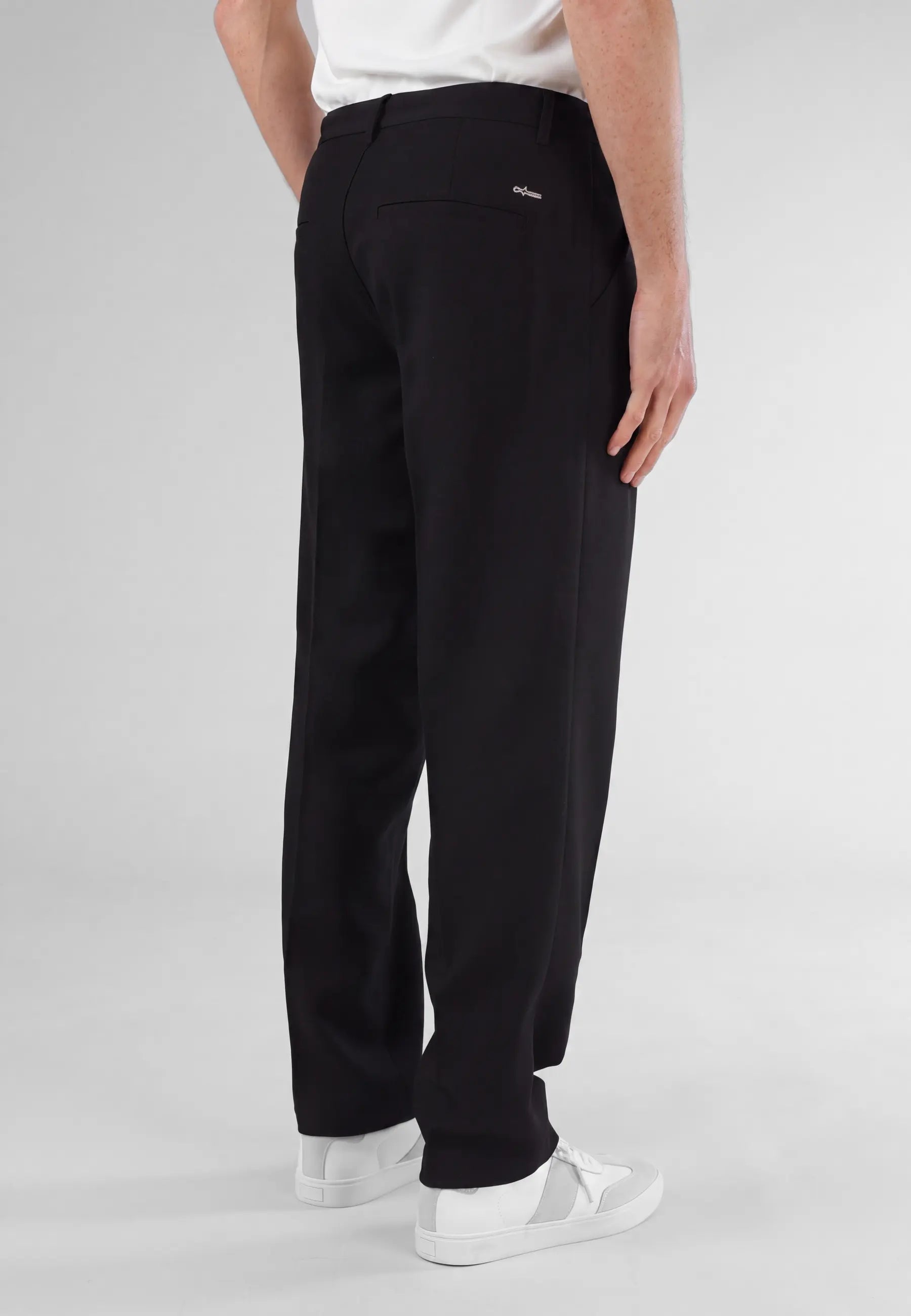 Landon heavy trousers - Black, back view on model