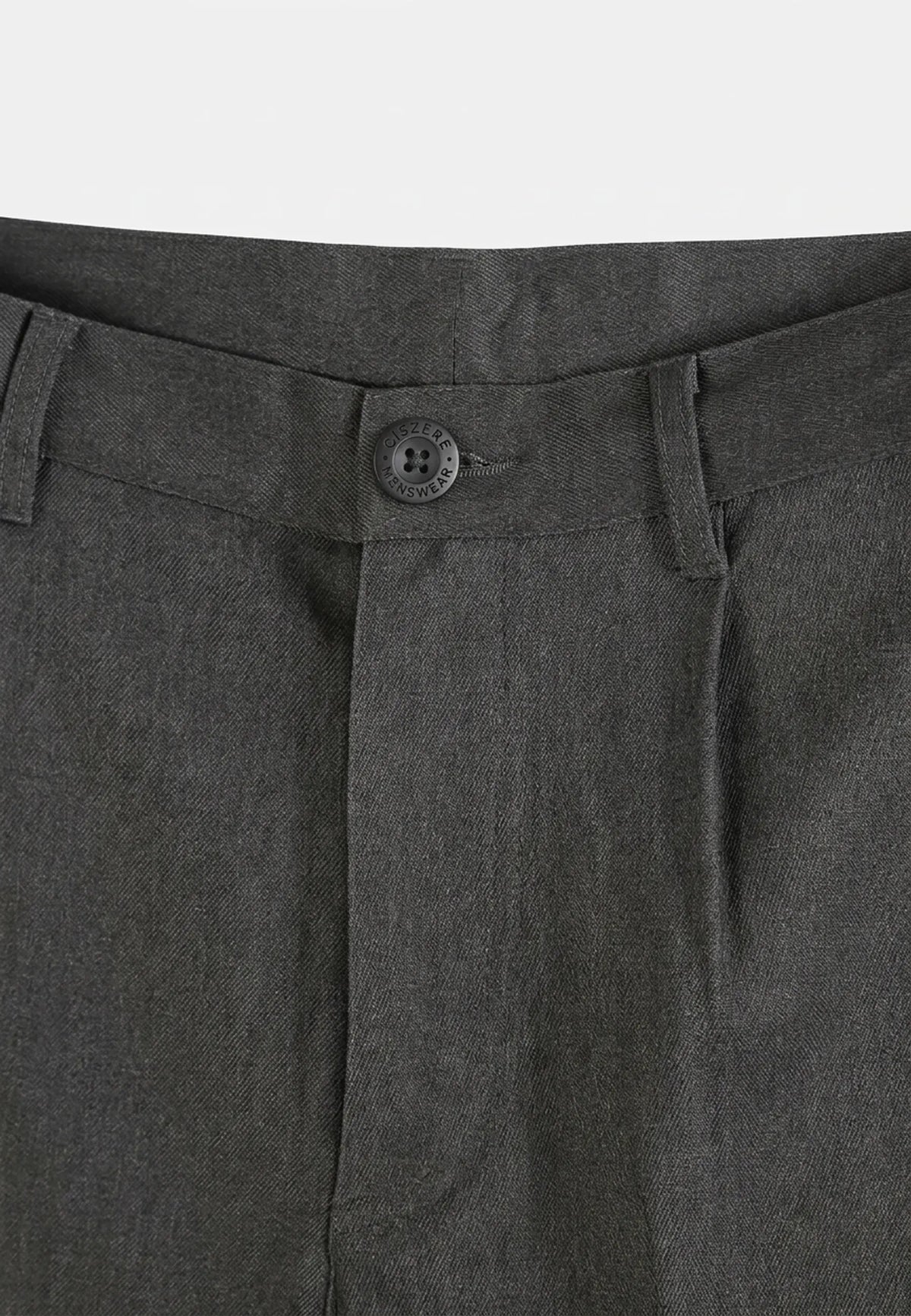 Landon heavy trousers - Dark grey, on model