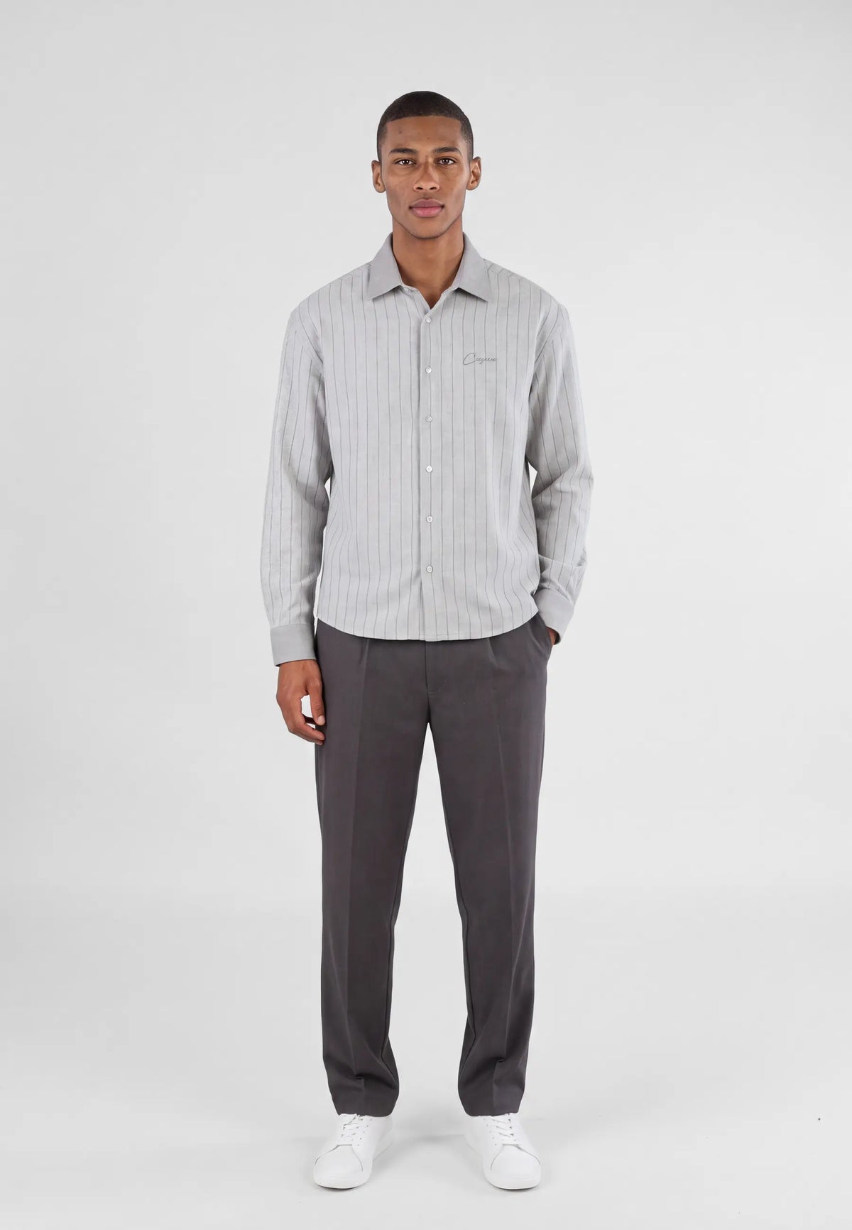 Patrick contrast shirt - Grey, front view on model