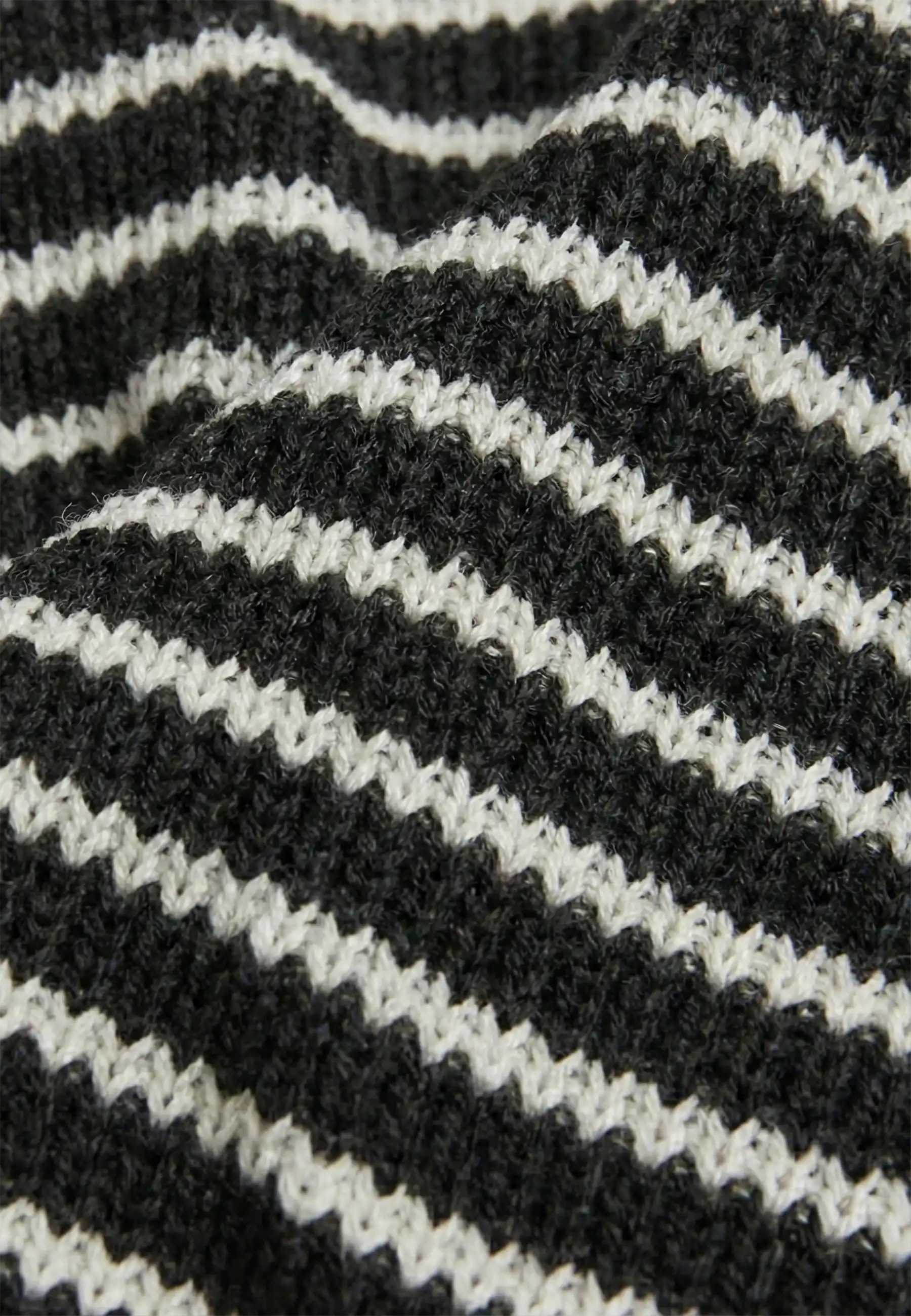 Alar crochet polo - Striped black