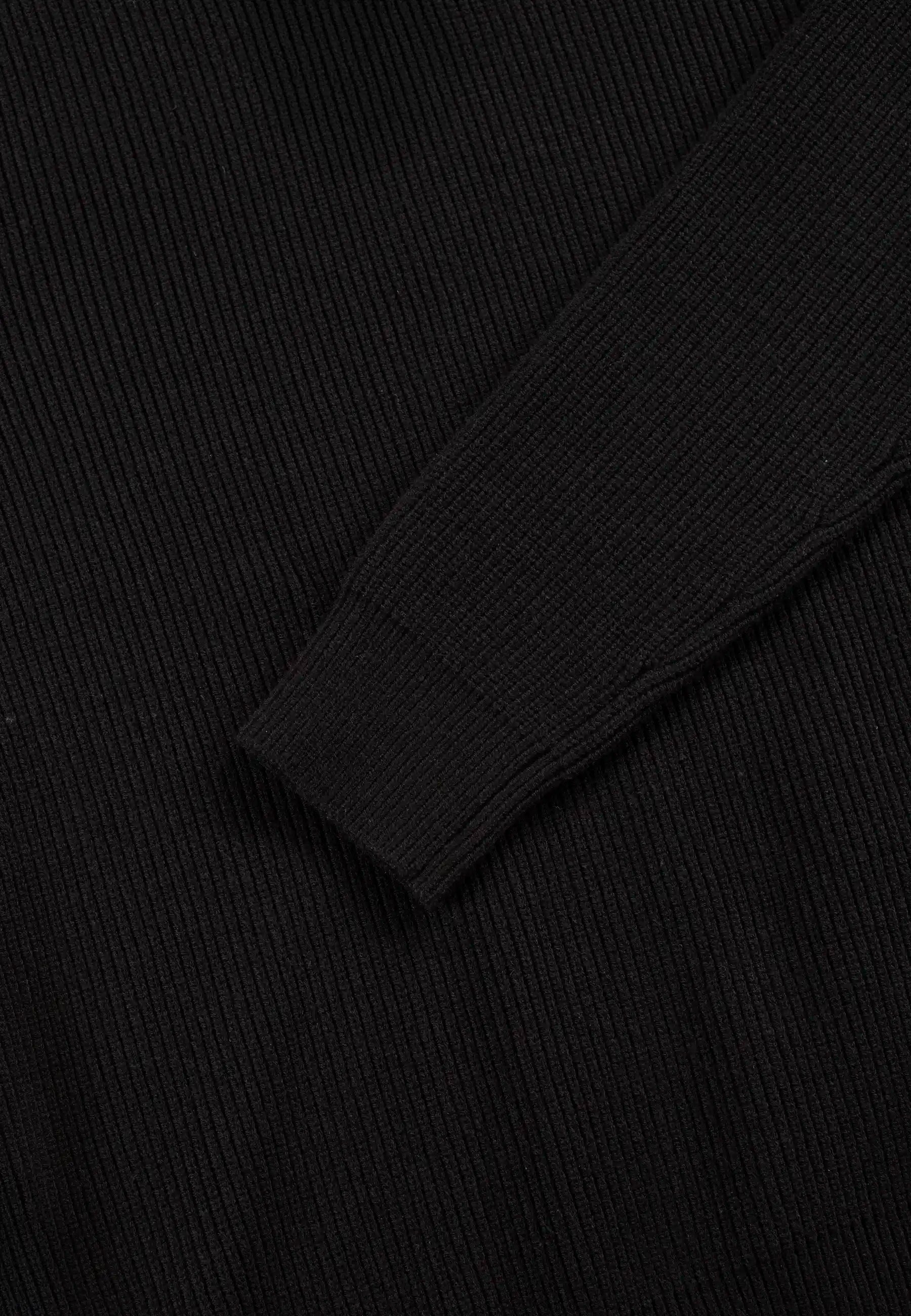 Reuben knitted half zip - Black