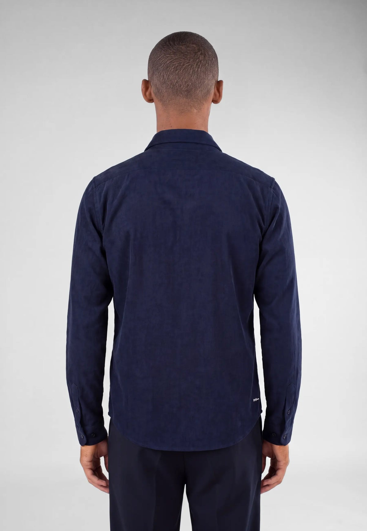 Aden cord zip - Navy, back view on model