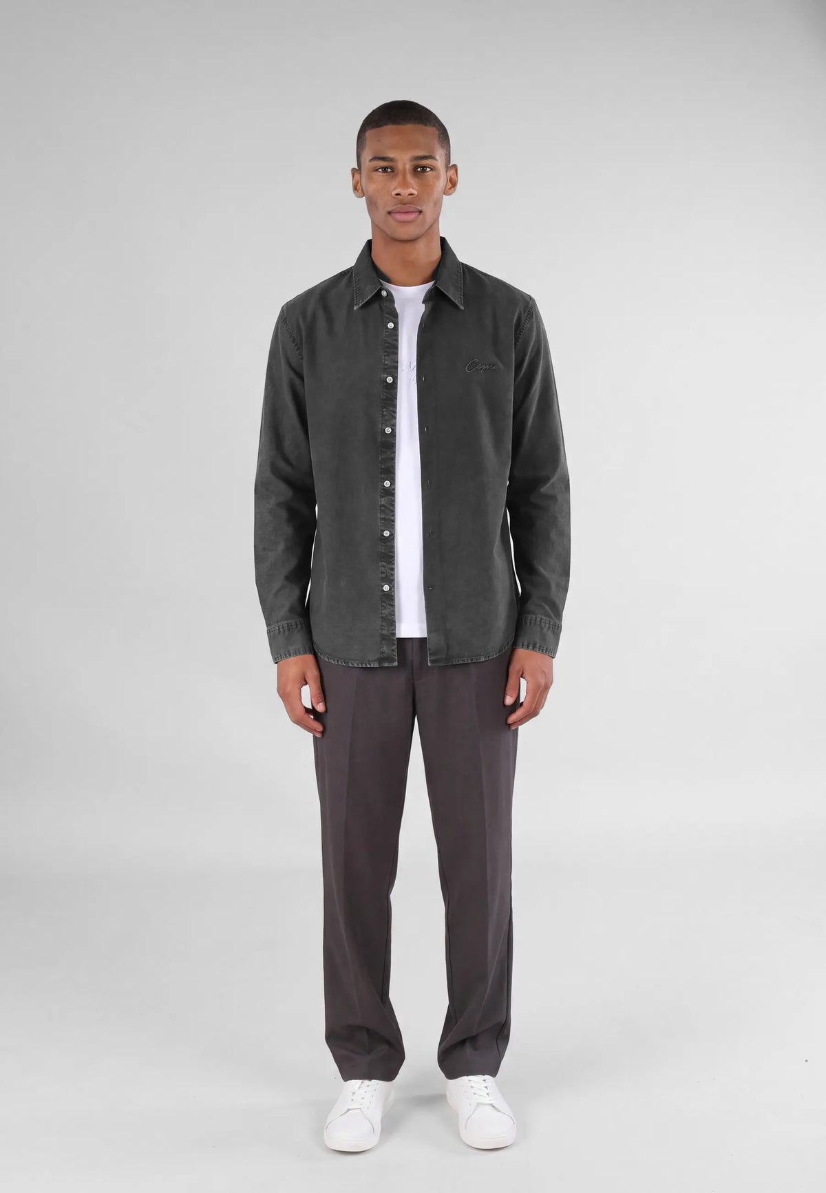 Algot washed oxford shirt - Black, on model