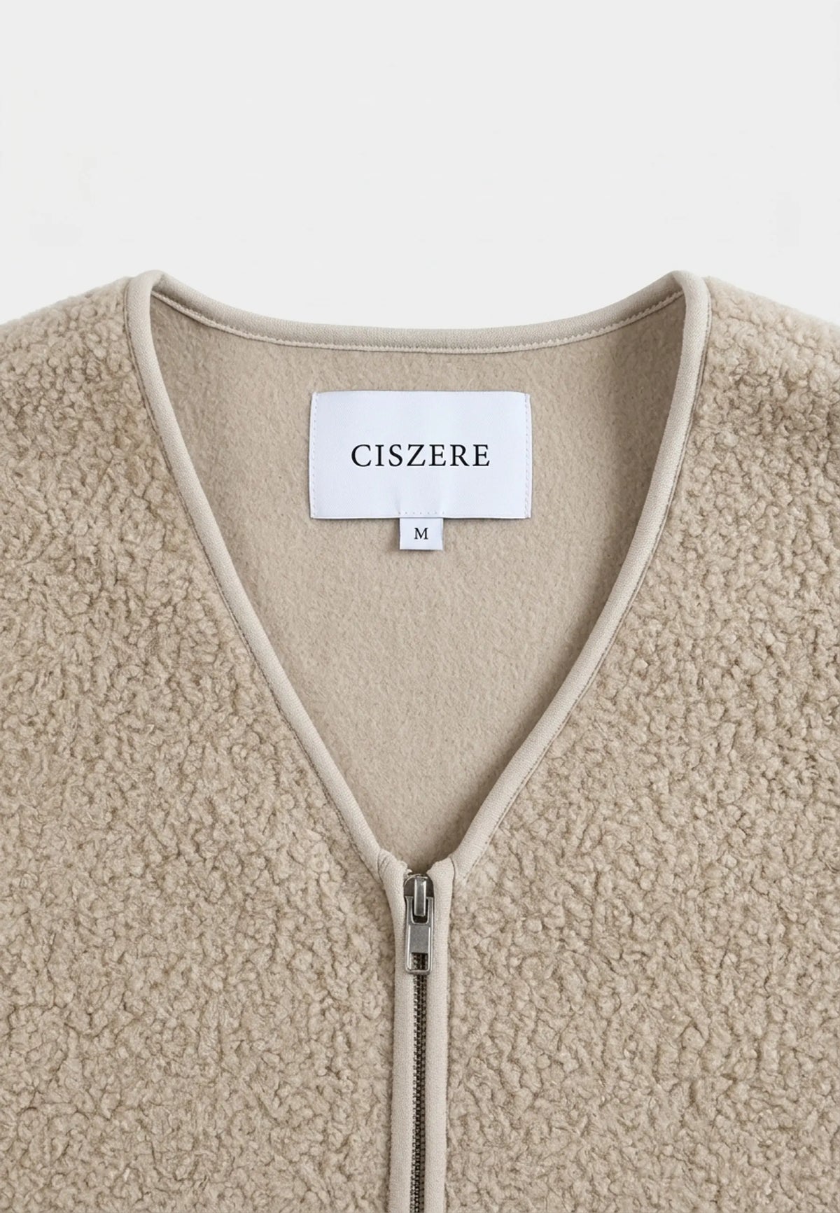 Avery boucle vest - Beige, on model