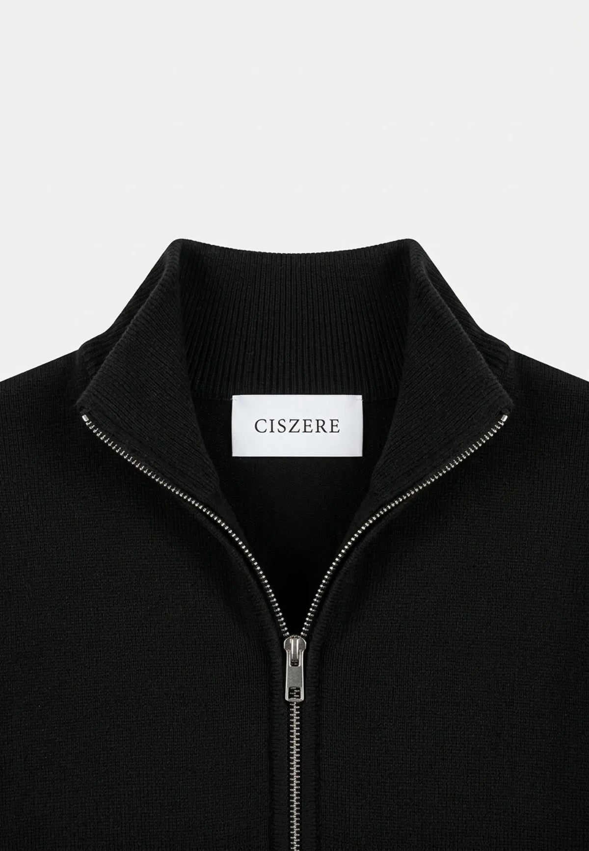 Cemal knitted high collar - Black, on model