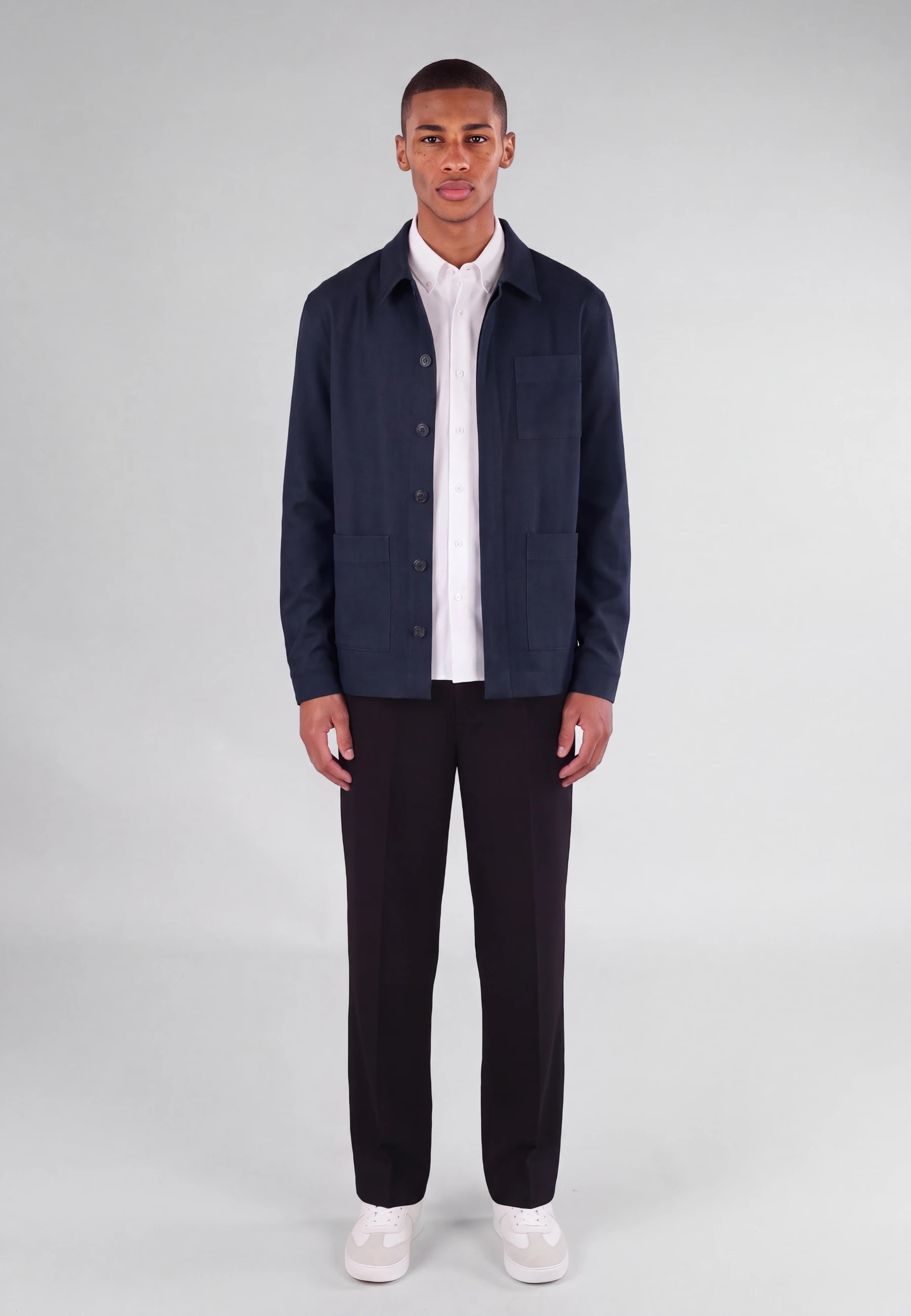 Elis heavy overshirt - Navy, front view on model