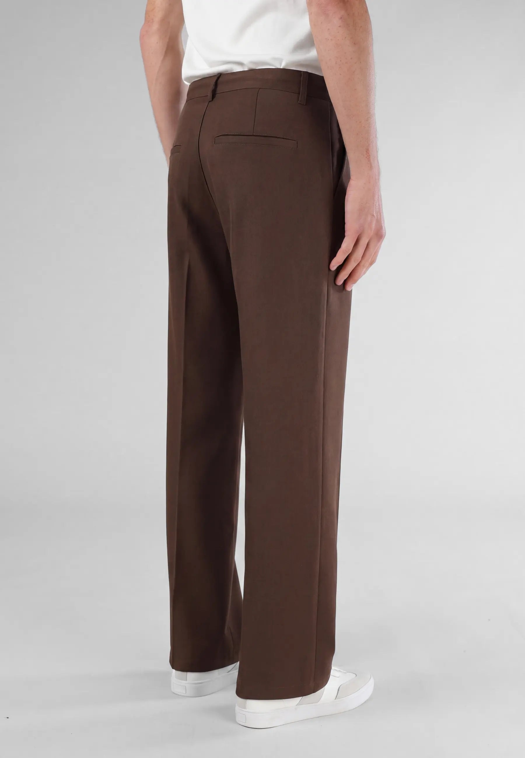 Ethan Heavy Relaxed Fit trousers - Brown, back view on model
