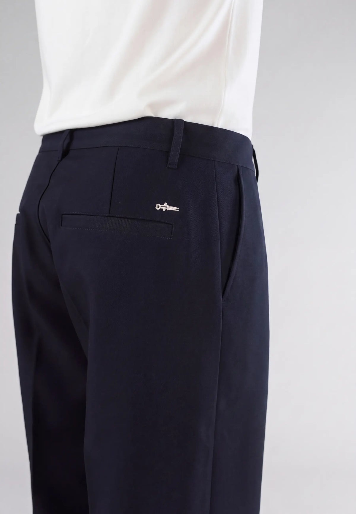 Ethan Heavy Relaxed Fit trousers - Navy, back logo detail