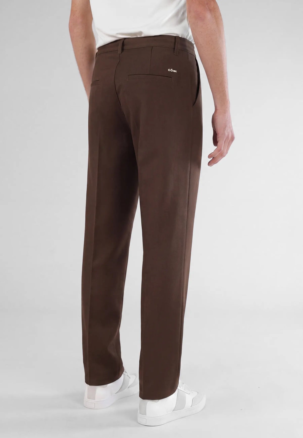 Landon heavy trousers - Brown, back view on model