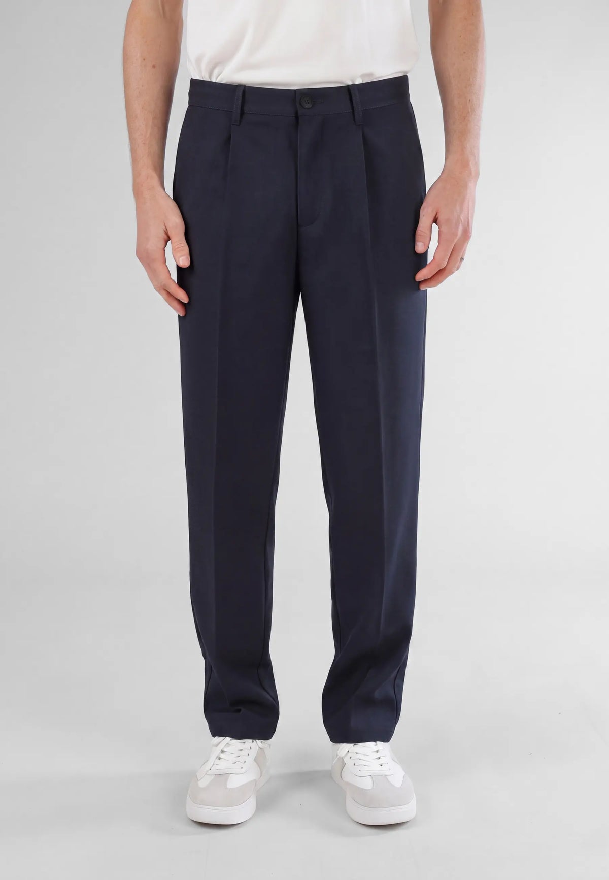 Landon heavy trousers - Navy, front view on model