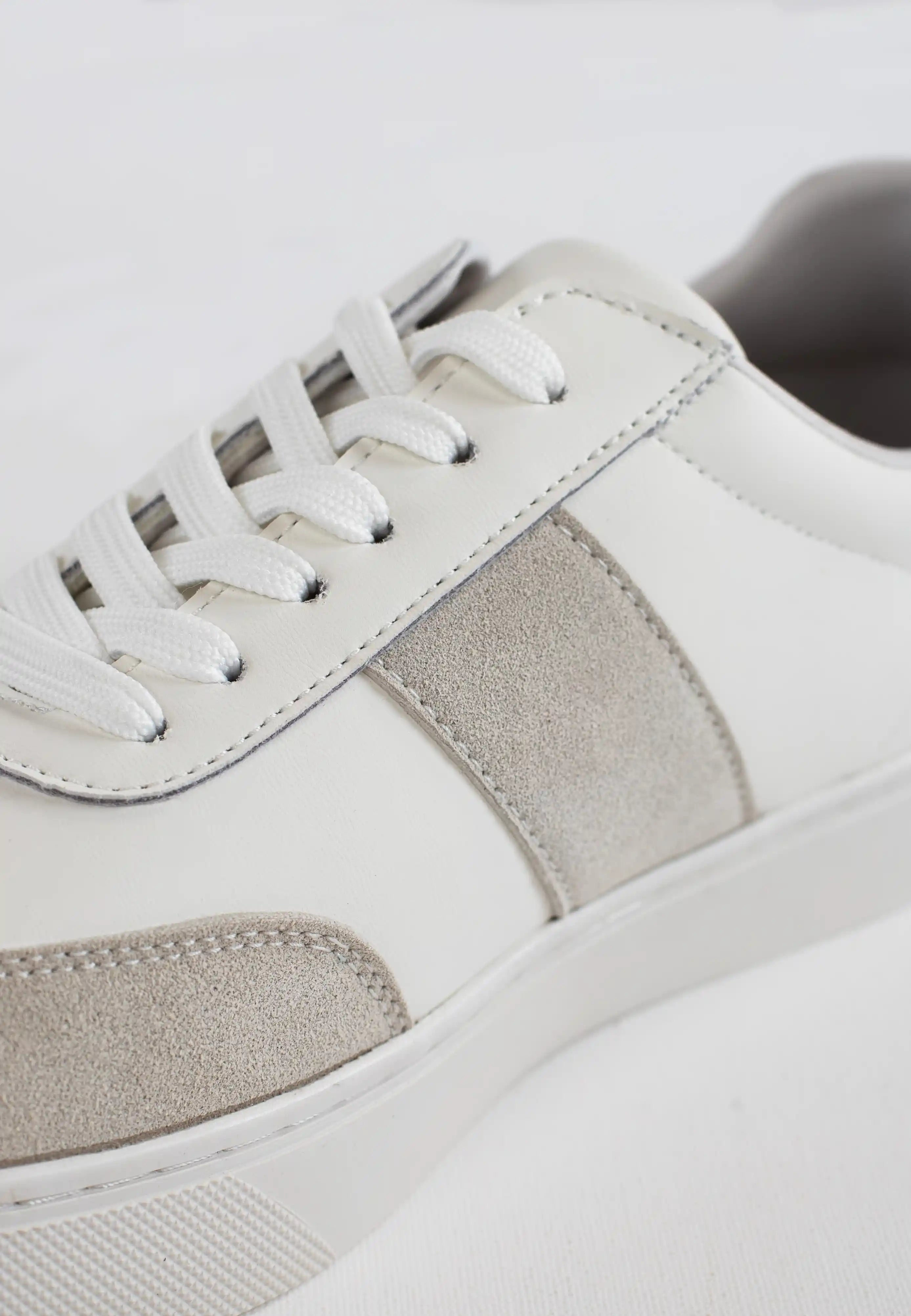 Melwin Gat Sneaker - Light Beige